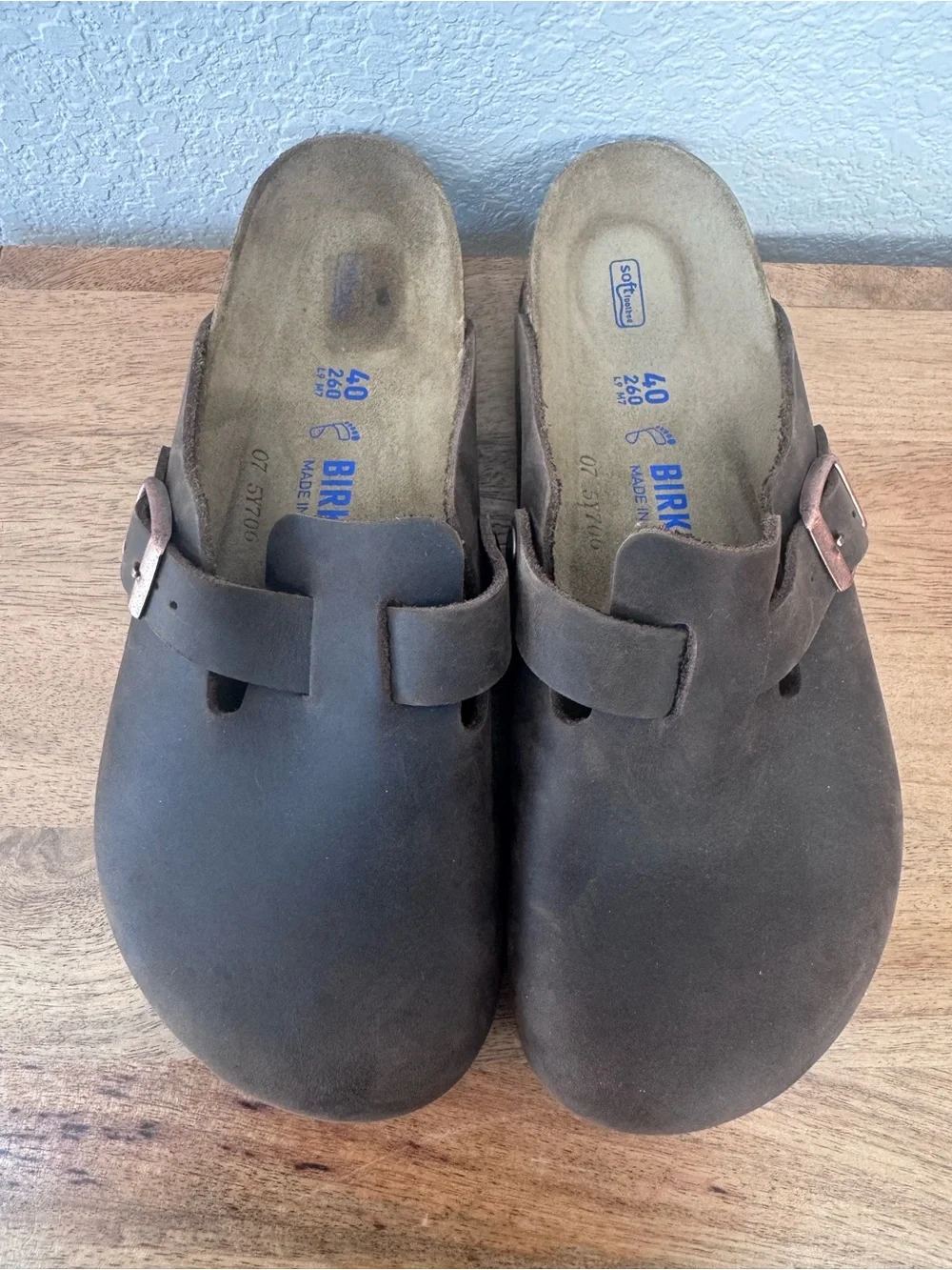 Birkenstock Boston Soft Footbed Clogs Brown Oiled Leather EU 40 US 7 Men 9 Women - Picture 1 of 4